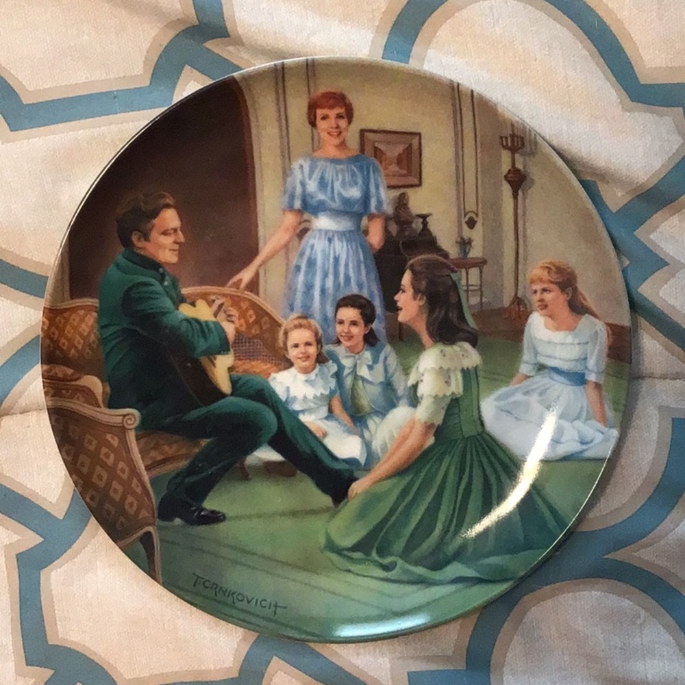 The Sound of Music  Edelweiss Plate 1987- Knowles